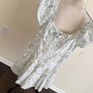 Hollister Green & White Floral Print smocked dress Size Small